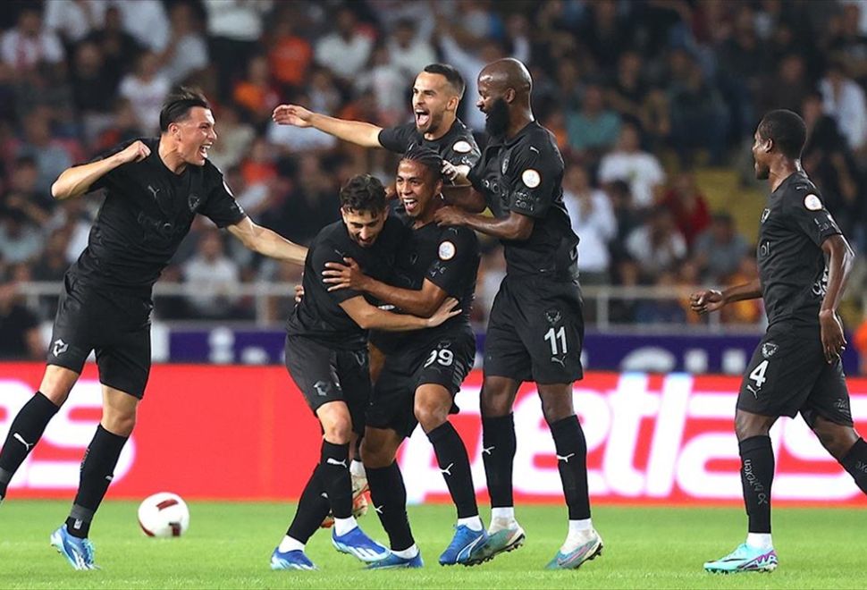 Hatayspor, Galatasaray'ın Ligdeki Yenilmezlik Serisini Bitirdi