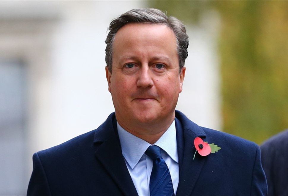 İngiltere'de 7 Yıldır Siyasetin Dışında Kalan Eski Başbakan Cameron, Yeni Dışişleri Bakanı Oldu