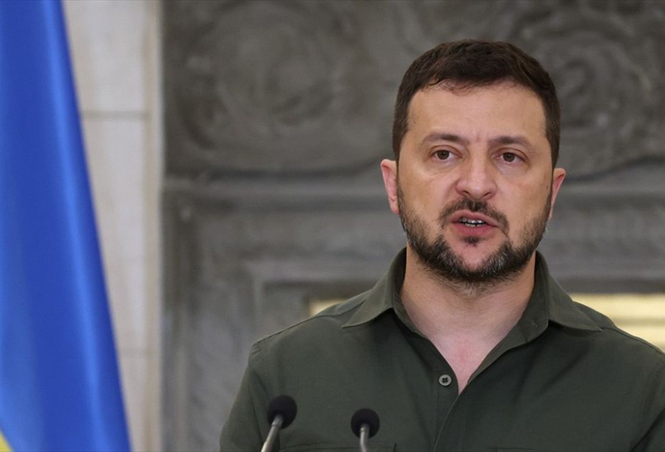 Zelenskiy, İngiltere Dışişleri Bakanı Cameron ile Bir Araya Geldi