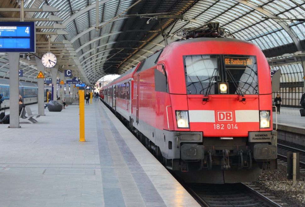Almanya'da Tren Grevi Sona Erdi, Ulaşım Yoğunluğu Azaldı