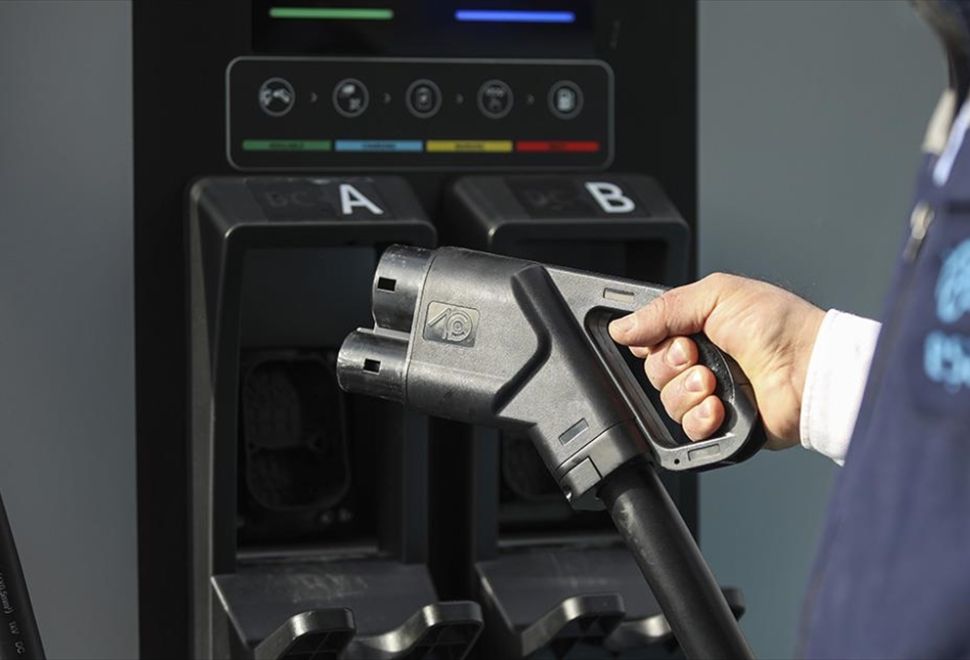 Türkiye'de Elektrikli Araçlar İçin Şarj Noktası Sayısı 10 Bin 500'ü Geçti