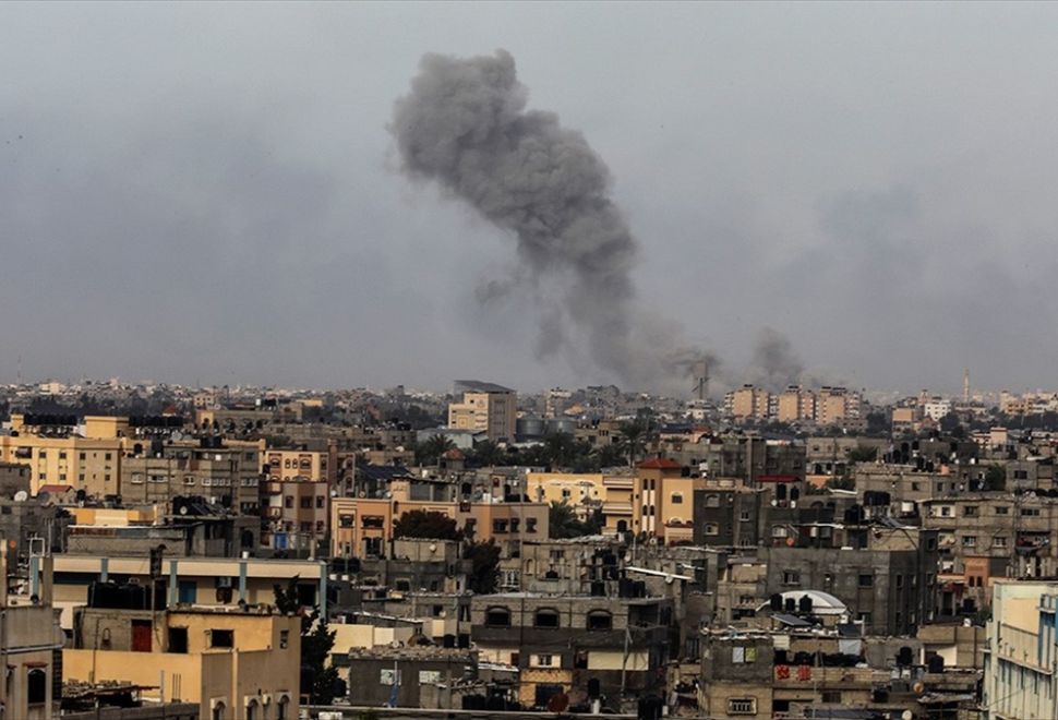 İsrail'in Gazze Şeridi'ne Düzenlediği Saldırılarda Öldürülenlerin Sayısı 14 Bin 532'ye Yükseldi
