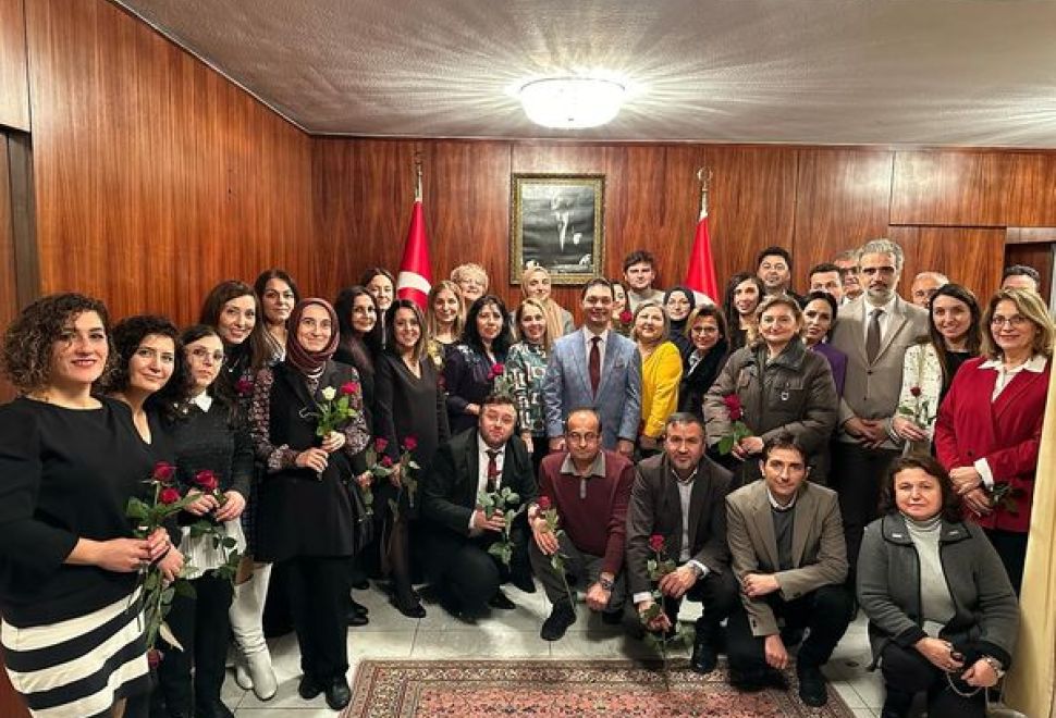Münih Başkonsolosluğu, Öğretmenler Günü'nü Kutladı