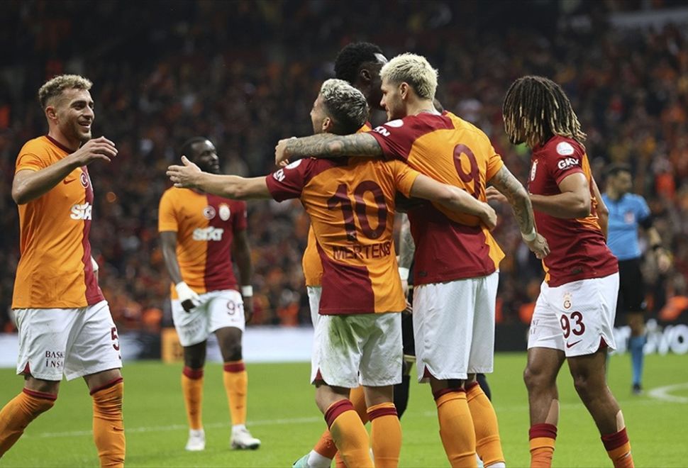 Galatasaray, 2023'teki 100. Golünü Bekliyor