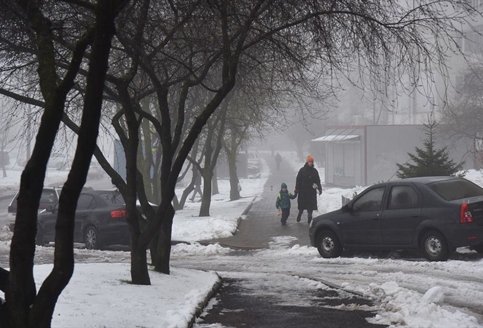 Ukrayna'da Dondurucu Soğuklar Nedeniyle 10 Kişi Öldü