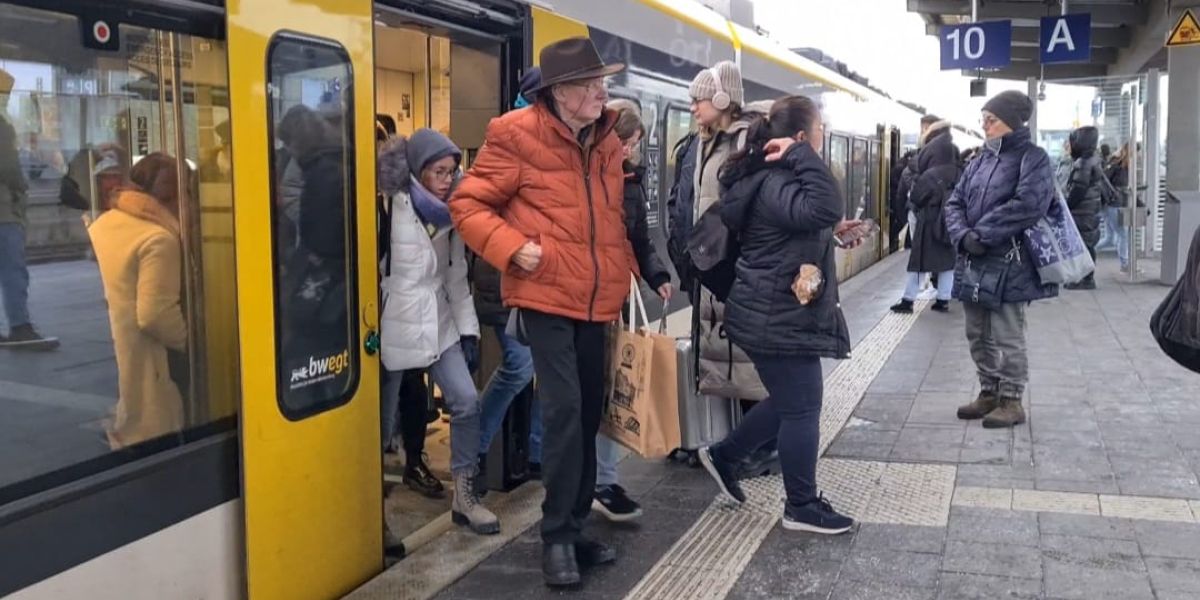 Güney Almanya'da Demiryolu Trafiği Felç Oldu