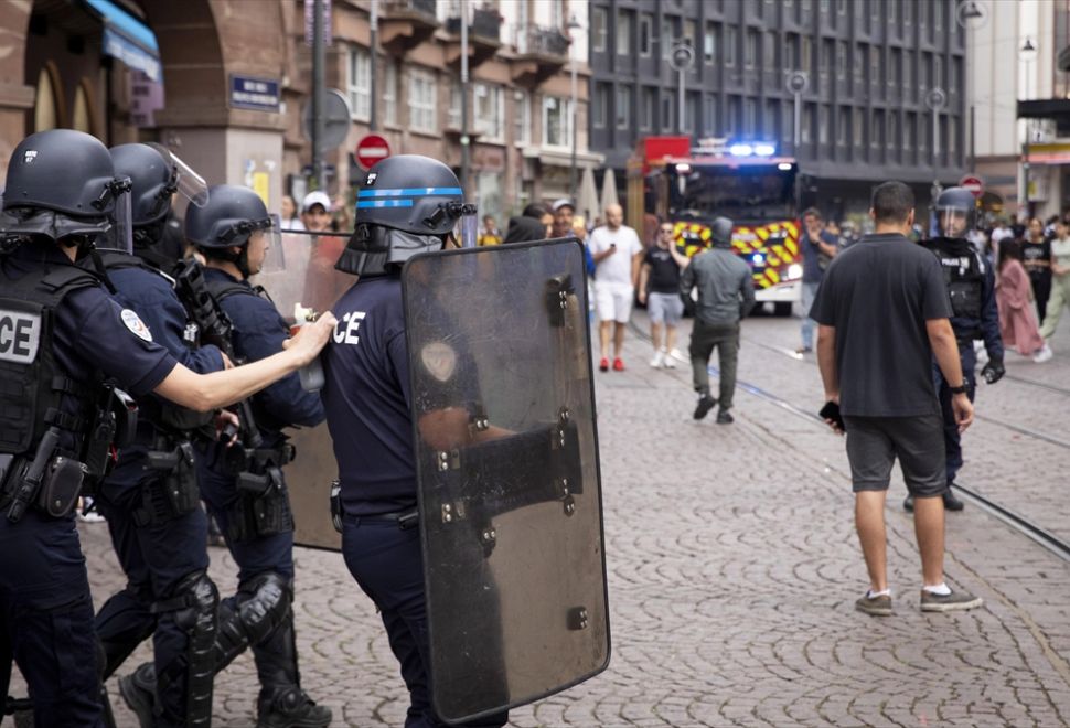 AİHM'den Polis Müdahalesinde Gözünü Kaybeden Gösterici İçin Fransa'ya Soruşturma