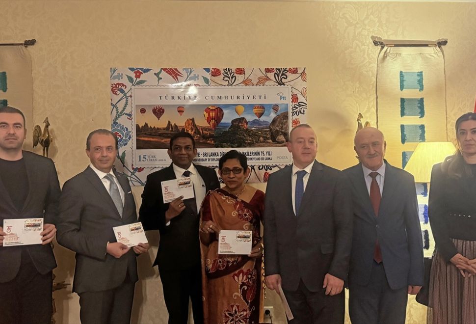 Sri Lanka ve Türkiye'nin Diplomatik İlişkilerinin 75'inci Yılı İçin Posta Pulu Basıldı
