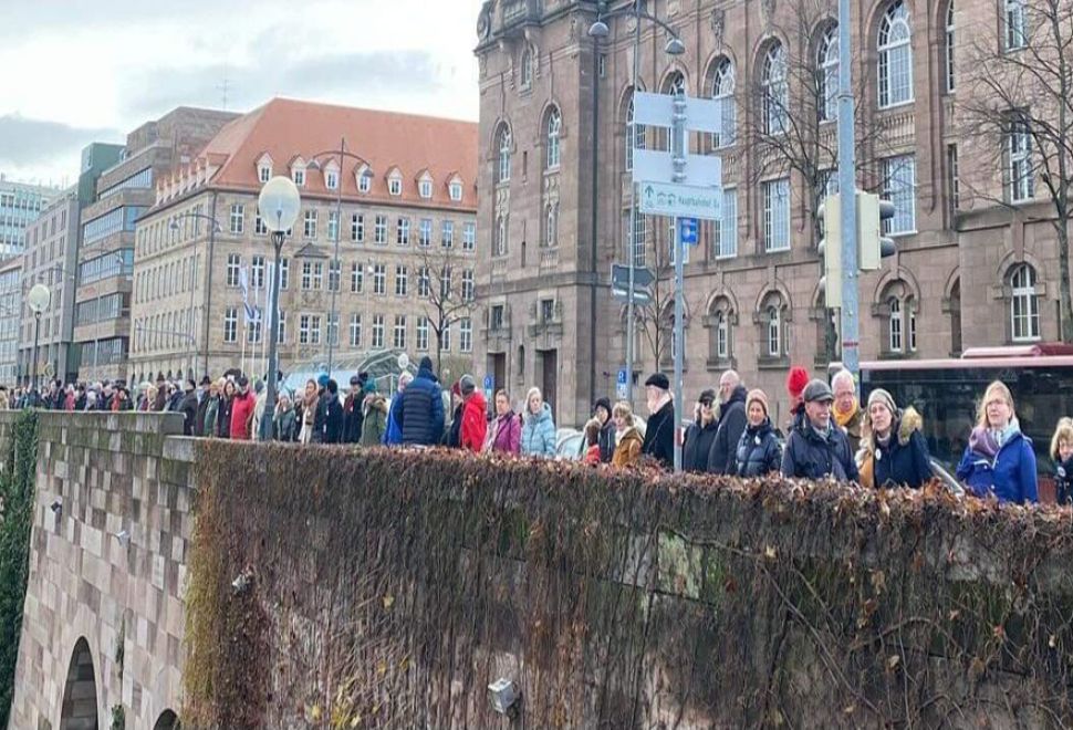 Nürnberg’de İnsan Hakları İçin İnsan Zinciri