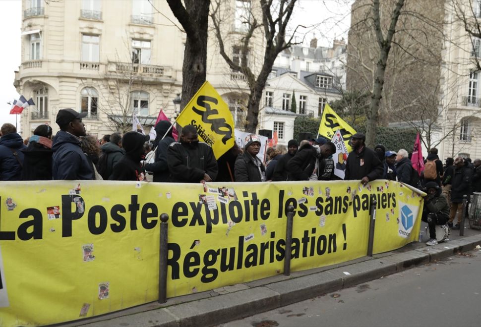 Fransa'da Tartışmalı Göç Yasa Tasarısı İçin Karma Komisyon Oluşturulacak