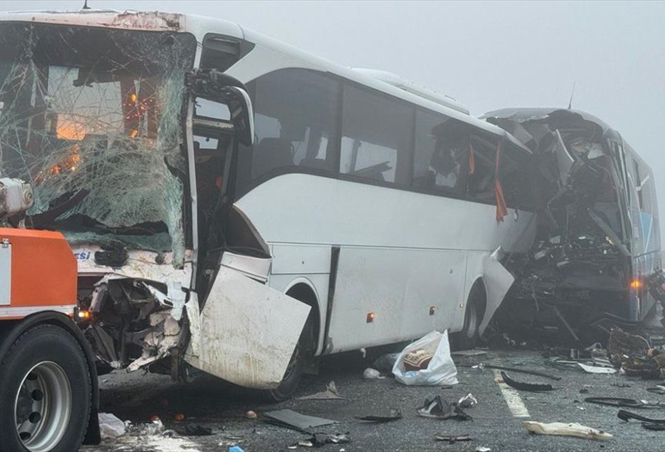 Kuzey Marmara Otoyolu'nda Zincirleme Kazada 10 Kişi Öldü, 57 Kişi Yaralandı