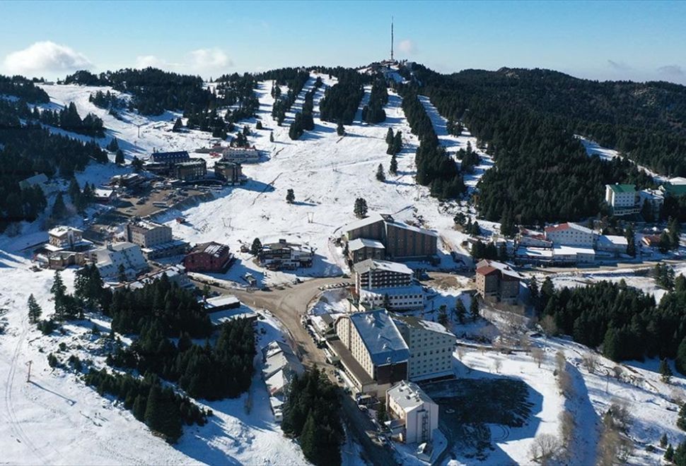 Yılbaşı Tatillerinin Gözdesi Uludağ'da Kar Az Olmasına Rağmen Rezervasyonlar Hareketli