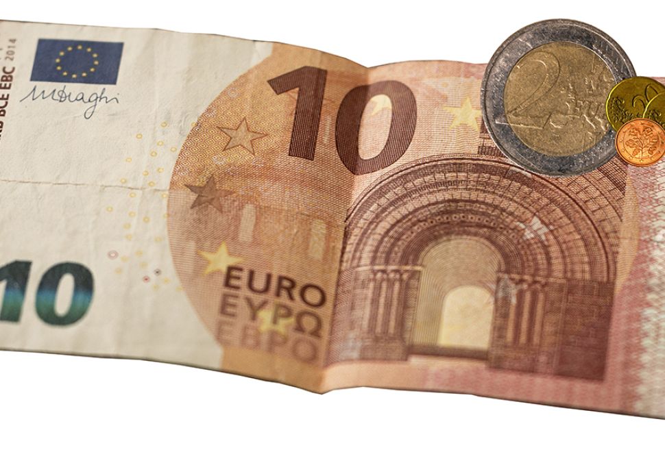 Almanya'da Asgari Ücret Yeni Yılda Saati 12,41 Euroya Yükseliyor