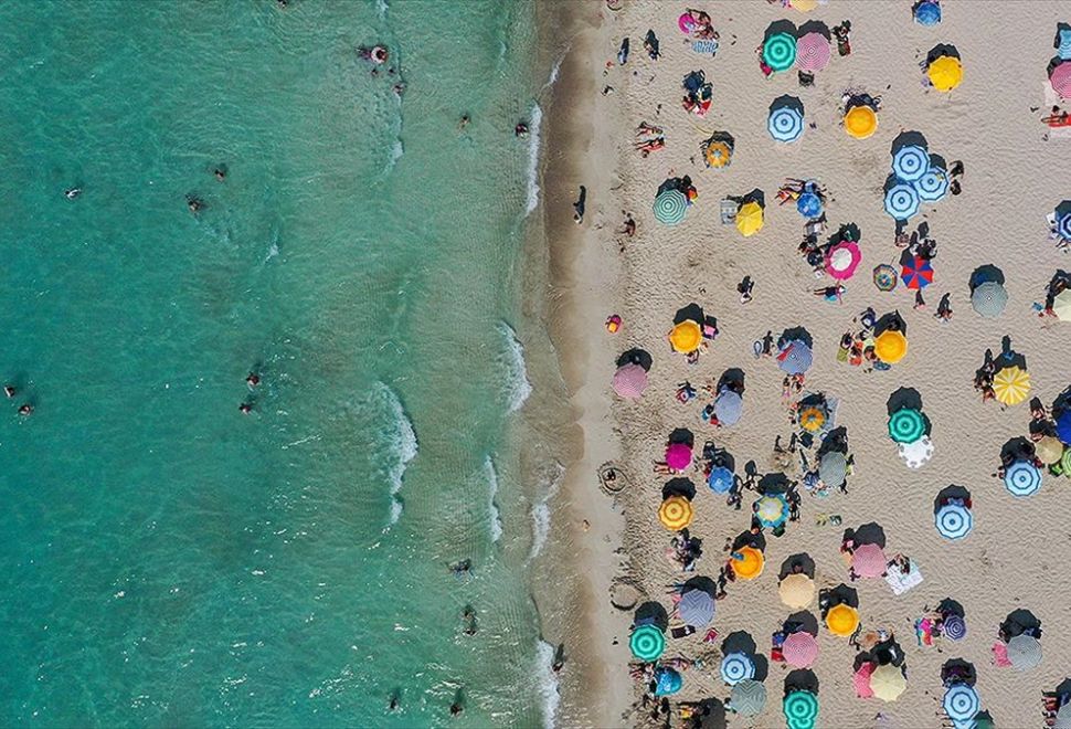 Yılbaşı Tatili Yoğunluğu Yaşanan Antalya'da Aralık Ayı Turist Rekoru Kırıldı