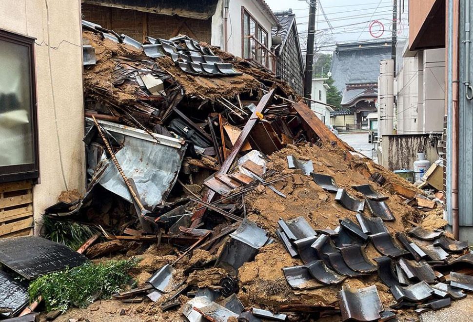 Japonya'daki Depremlerde Yaşamını Yitirenlerin Sayısı 180'e Çıktı