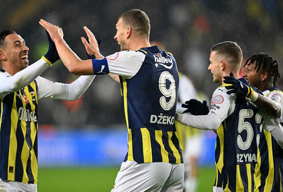 Fenerbahçe, Konyaspor'u Farklı Yendi