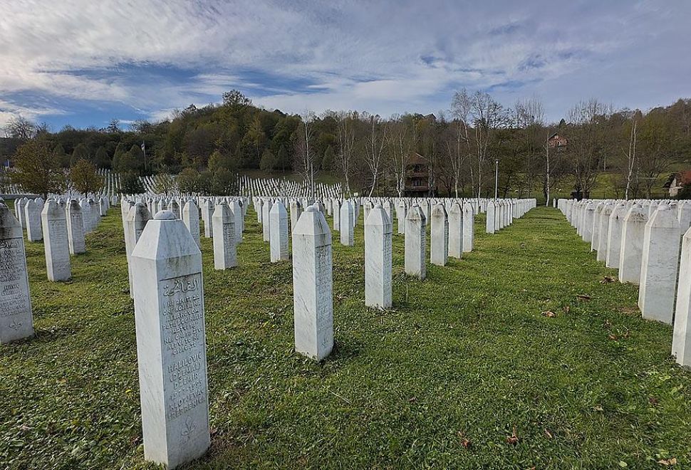 BM'nin Bosna Hersek'te Yaşanan Srebrenitsa Soykırımının İnkarından Endişe Duyduğu Belirtildi