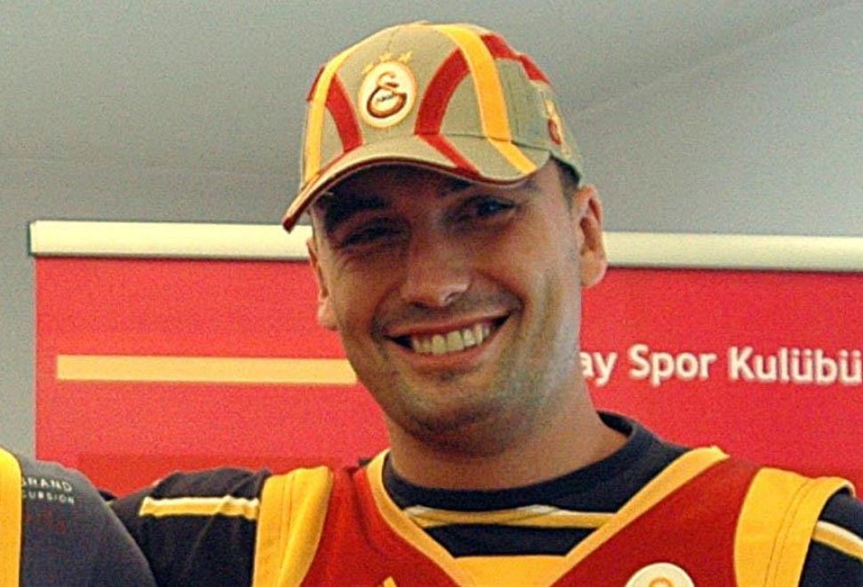 Galatasaray'da Forma Giyen Eski Sırp Basketbolcu Milojevic Hayatını Kaybetti