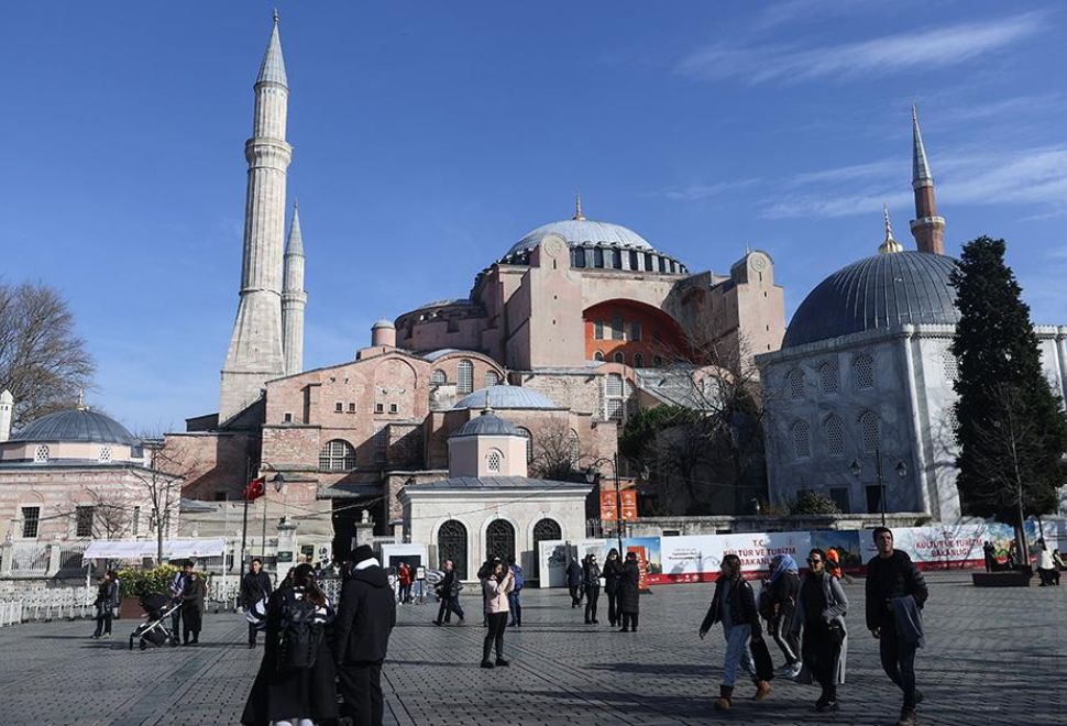 Ayasofya'da Yeni Düzenleme ile Giriş Yoğunluğu Azaldı