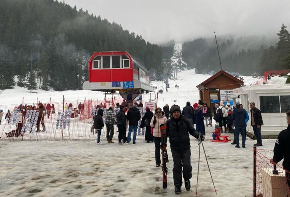 Yıldıztepe Kayak Merkezi'nde Tatil Yoğunluğu Başladı