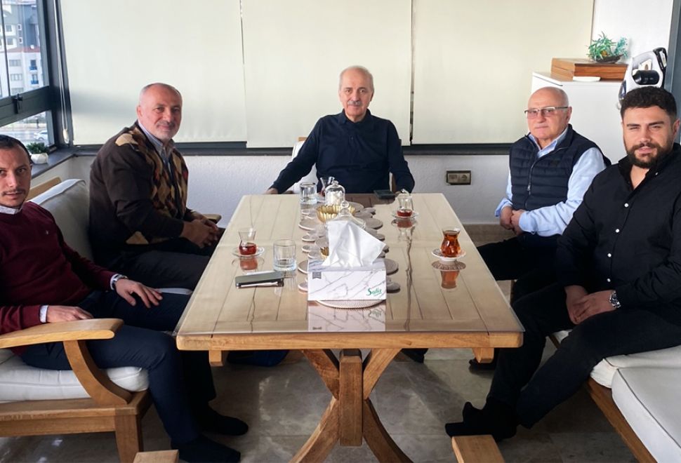 TBMM Başkanı Kurtulmuş ve Eşi,Topaloğlu Ailesine Taziye Ziyaretinde Bulundu