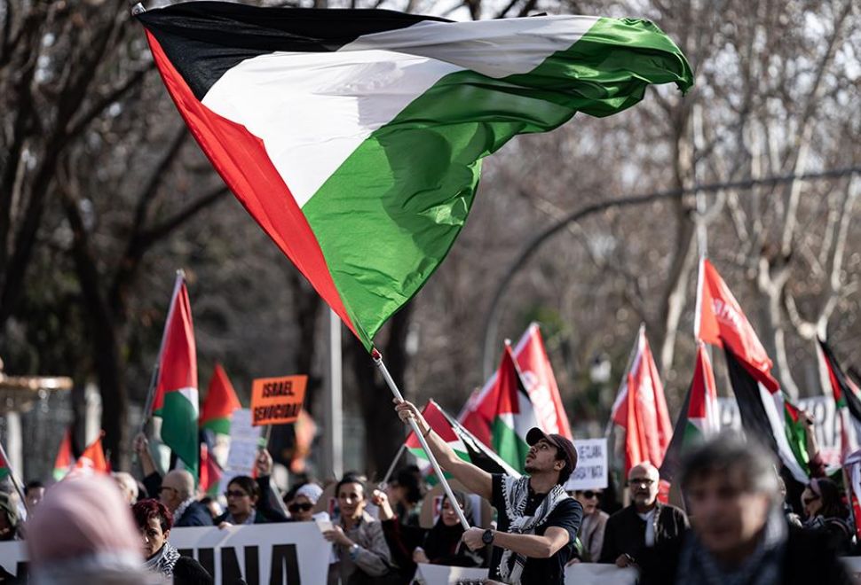 İspanya'nın Başkenti Madrid'de Filistin'e Destek Gösterisi Düzenlendi