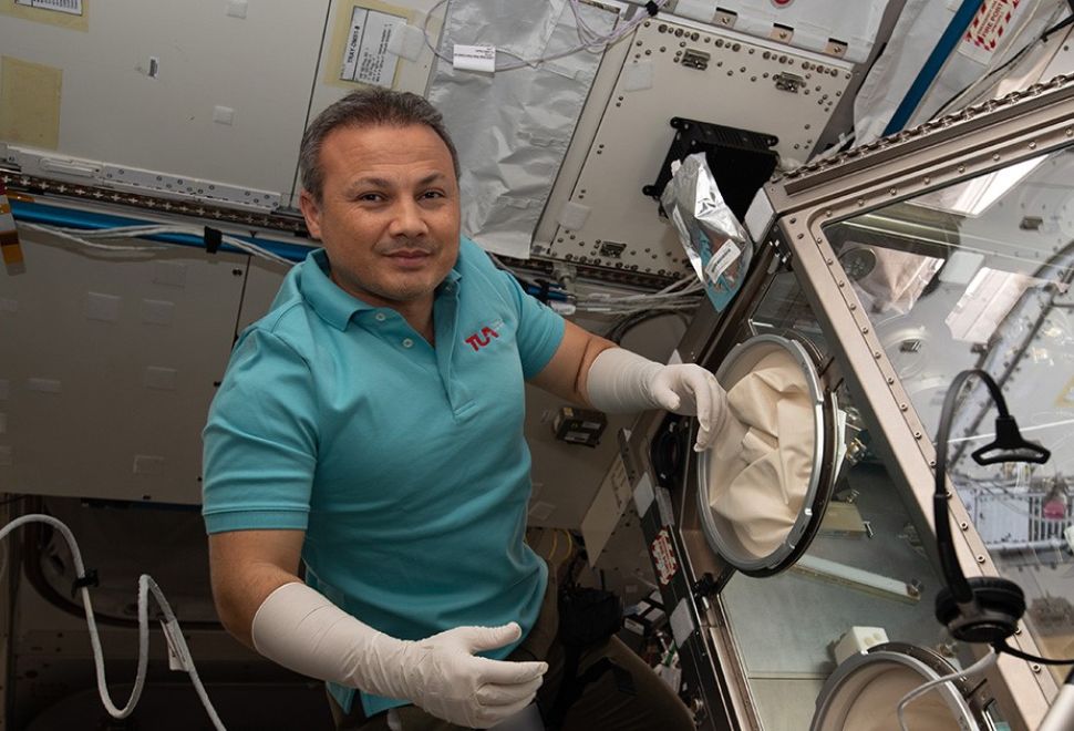 Astronot Gezeravcı, Mikro Yerçekiminde Kurşunsuz Lehimleme Yaptı