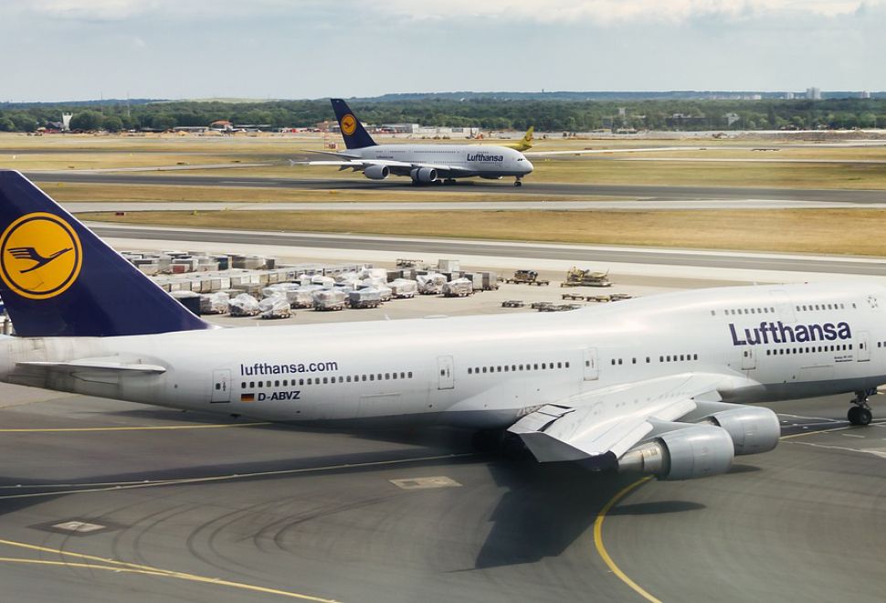 Lufthansa Yer Hizmetleri Çalışanları Grevde, Uçuşların %90'ı İptal Edildi