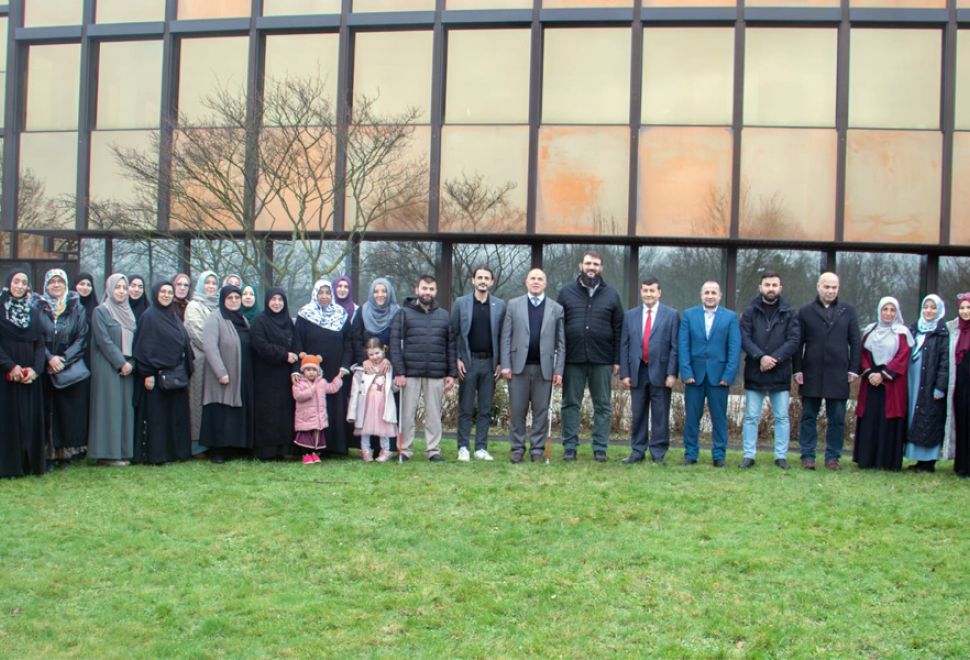 Almanya’da 31 Görme Engelli Eğitimcisi, Eğitimini Tamamlayarak Sertifikalarını Aldı