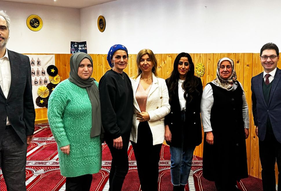 Başkonsolos Erdoğan DİTİB Erding Mevlâna Camii Kadın Kollarına Teşekkürlerini İletti