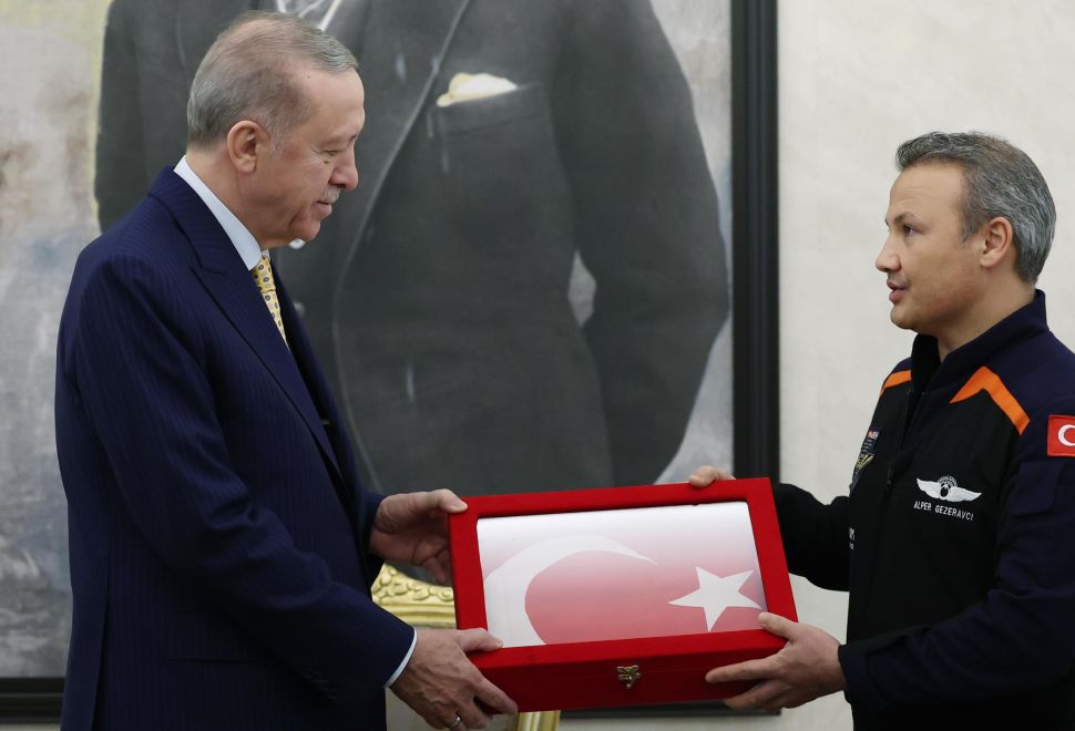 Cumhurbaşkanı Erdoğan, Türkiye'nin İlk Astronotu Gezeravcı'yı Kabul Etti