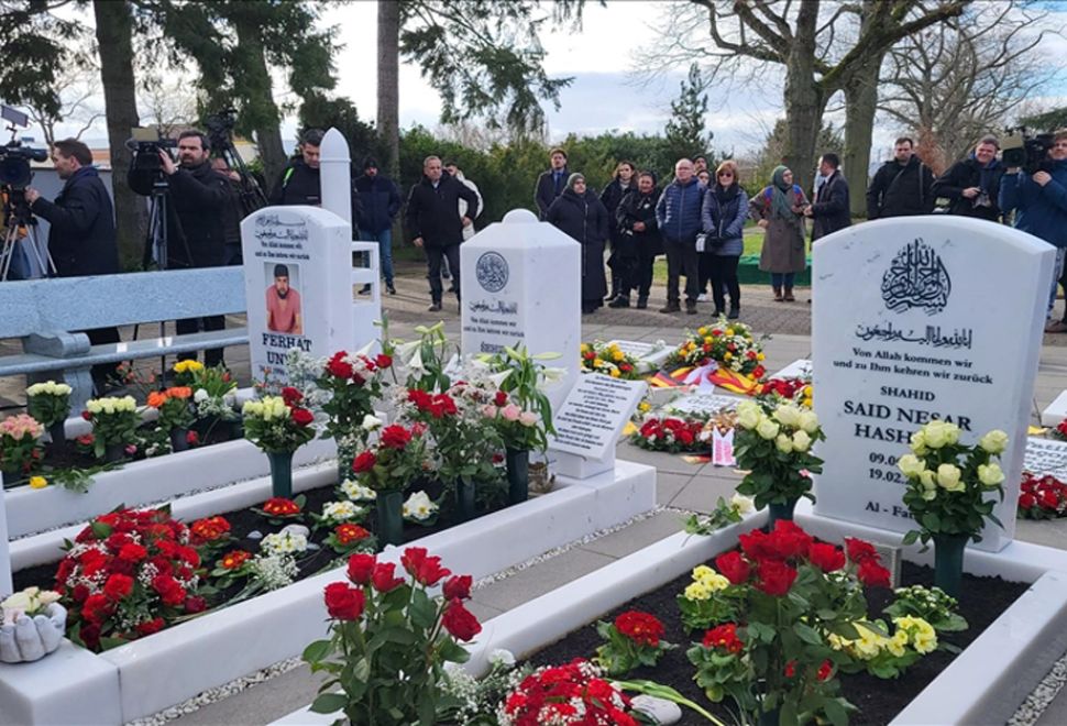 Almanya'daki Irkçı Terör Saldırısında Yaşamını Yitirenler Hanau'da Anıldı