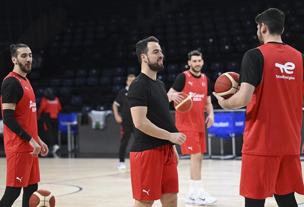 A Milli Erkek Basketbol Takımı, Yarın İtalya'ya Konuk Olacak
