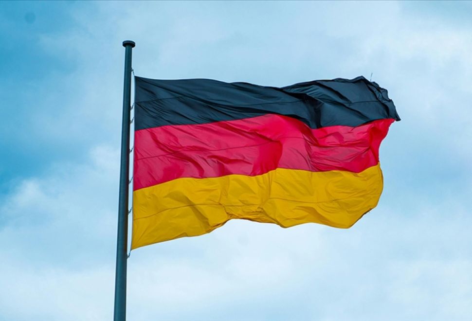 Almanya'da Hükümet, 2024 Büyüme Beklentisini Aşağı Yönlü Revize Etti