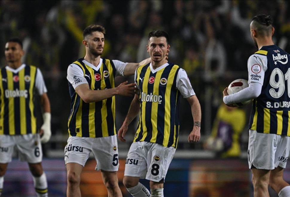 Fenerbahçe, Geriye Düştüğü Maçta Kasımpaşa'ya Puan Kaptırmadı