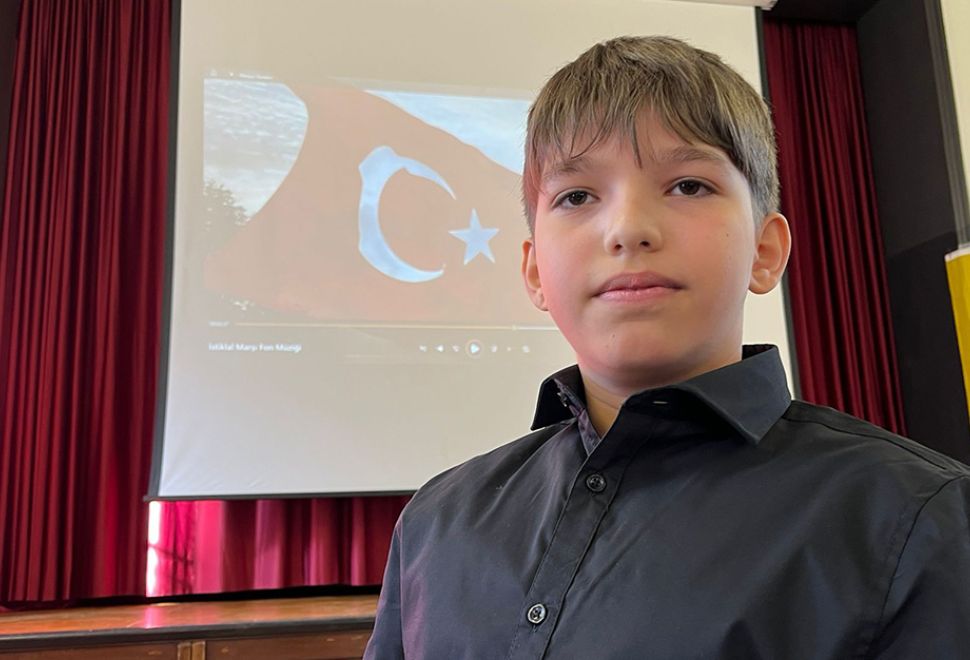 Ahmet Hançer İstiklal Marşı’nı Güzel Okuma Yarışması’nda Dereceye Girdi