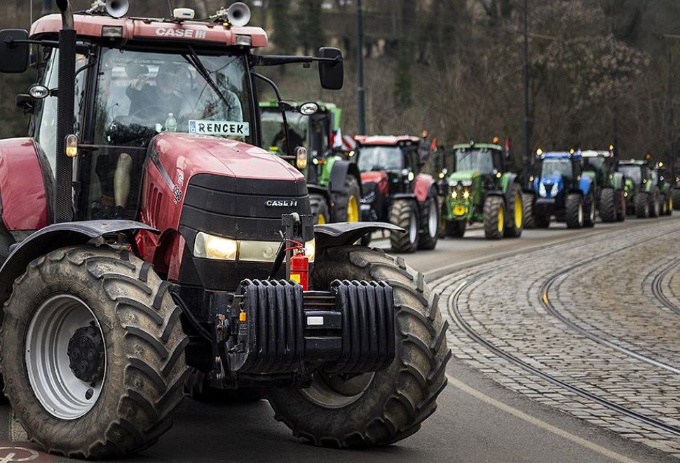 Çekya'da Çiftçiler, Hükümetin Tarım Politikalarını Yine Protesto Etti