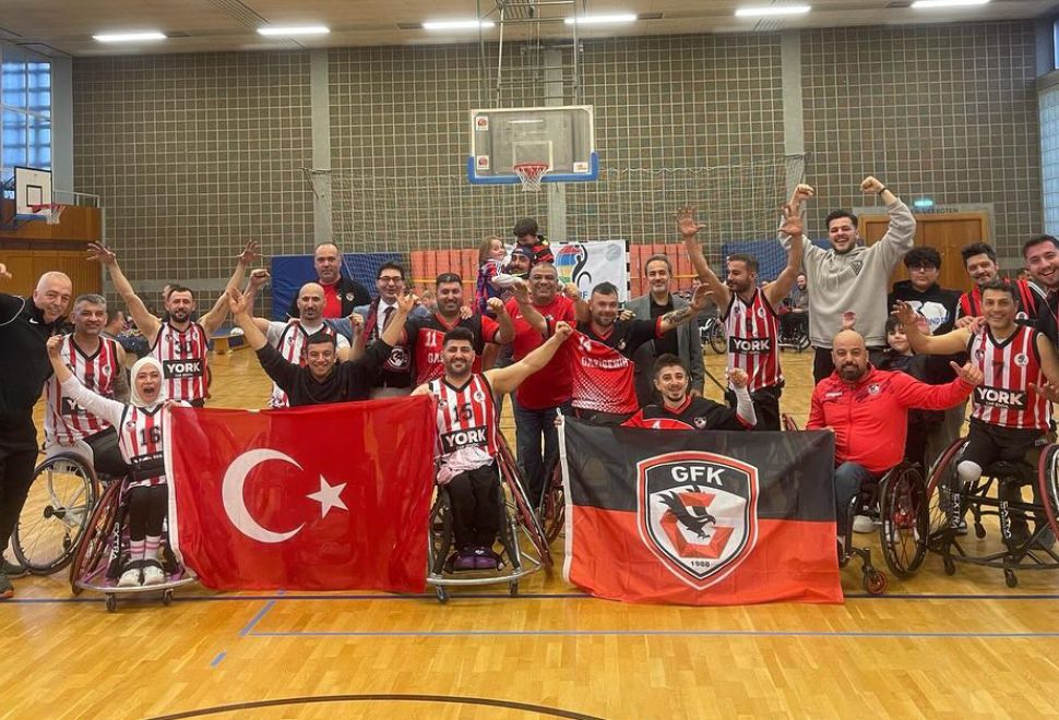 Gazişehir Gaziantep Tekerlekli Sandalye Basketbol Takımı Şampiyon Oldu