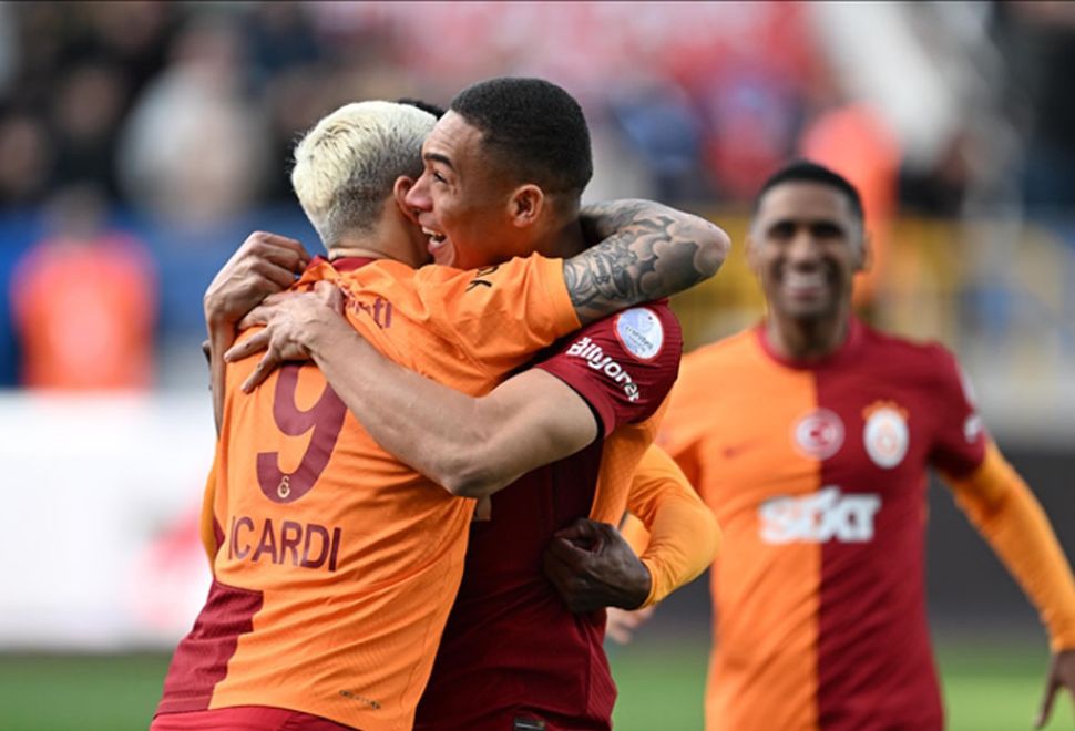 Kasımpaşa'yı 4-3 Mağlup Eden Galatasaray, Liderliğini Sürdürdü