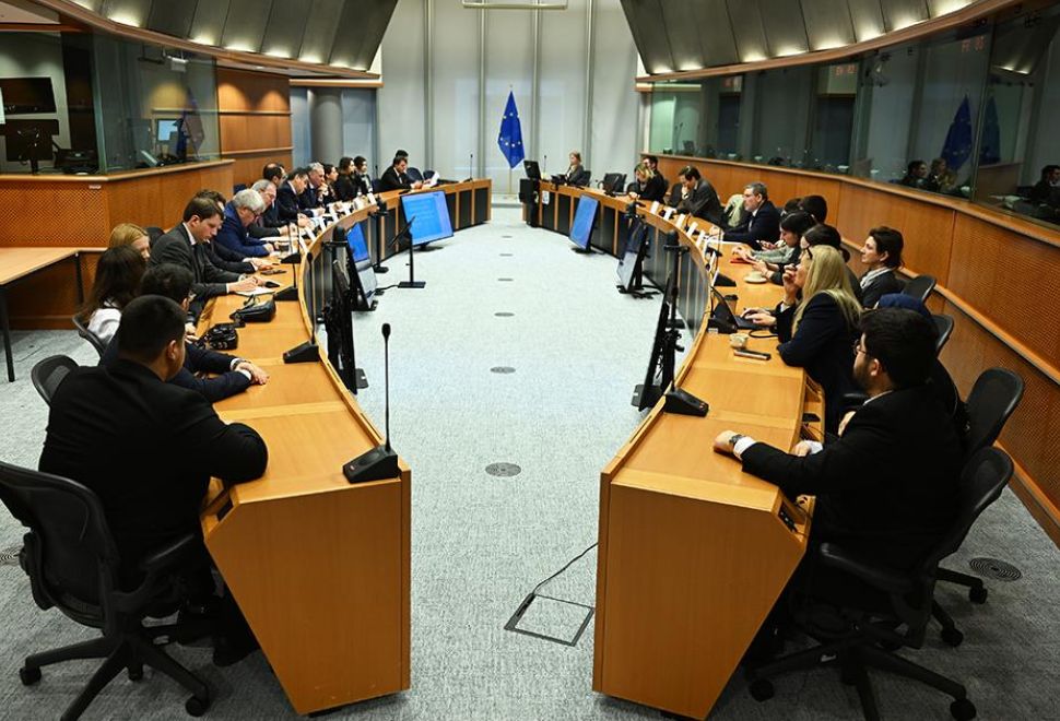Avrupa Parlamentosu'nda Ulaşım Projeleri ve Türkiye ile Kafkasya'nın Rolü Ele Alındı