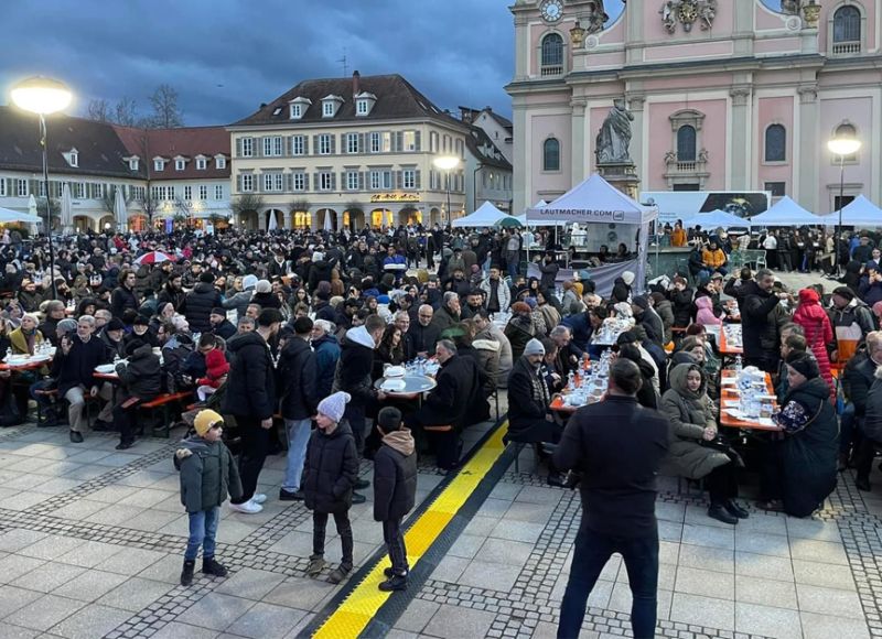 Ludwigsburg’da 2500 Kişi İftarını Açtı