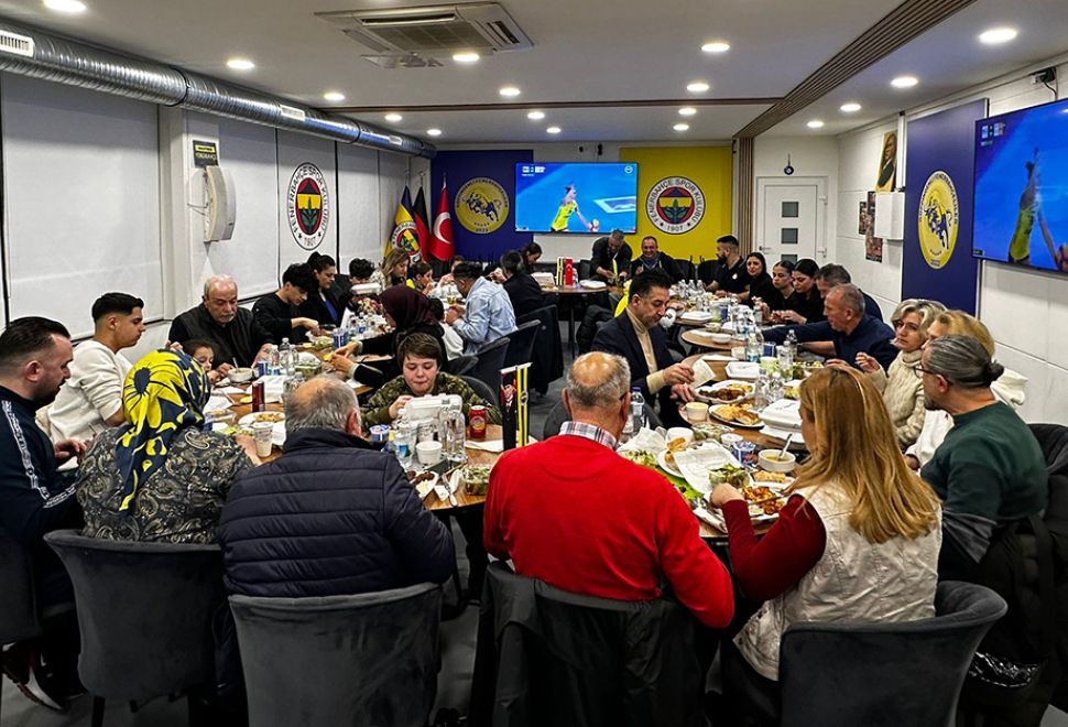 Göppingen'de Fenerbahçeliler İftarda Bir Araya Geldi