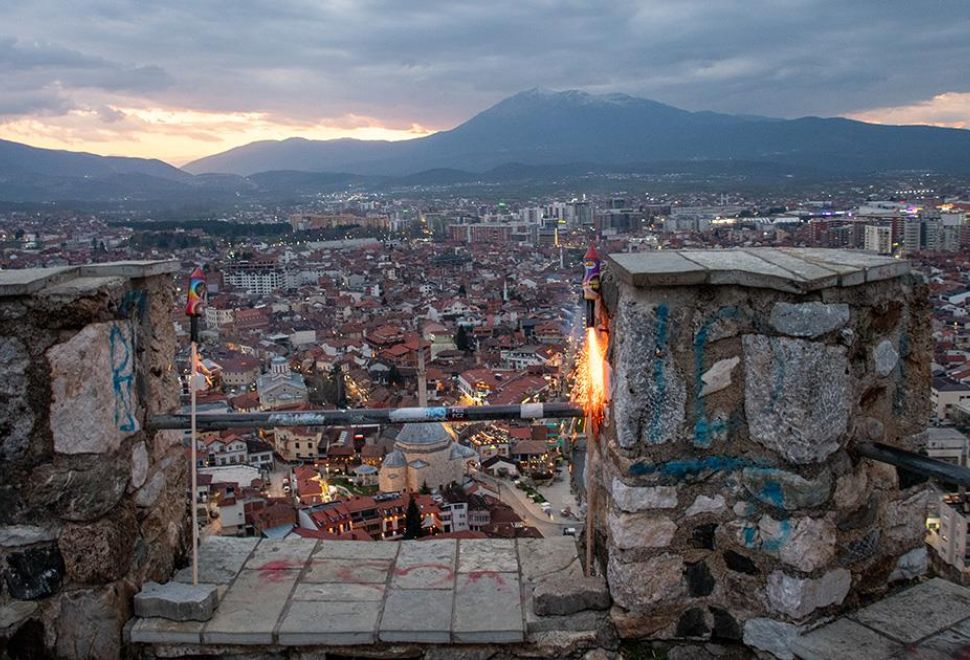 Kosova'nın Prizren Şehrinde İftar Vakti Havai Fişek Atarak Duyuruluyor