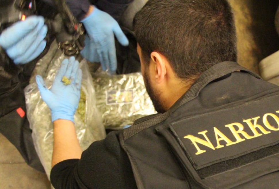 Kapıkule Gümrük Kapısı'nda 220 Kilogram Uyuşturucu Ele Geçirildi