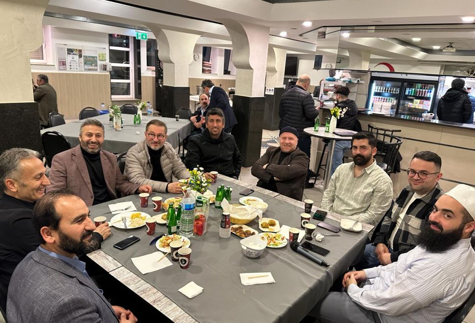 Heilbronn Fatih Camii İhsan Sohbetleri Devam Ediyor