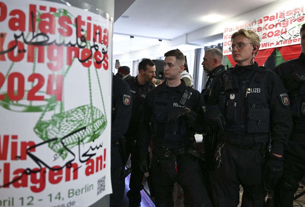 Berlin'de Düzenlenen Filistin Kongresi Polis Tarafından Sonlandırıldı