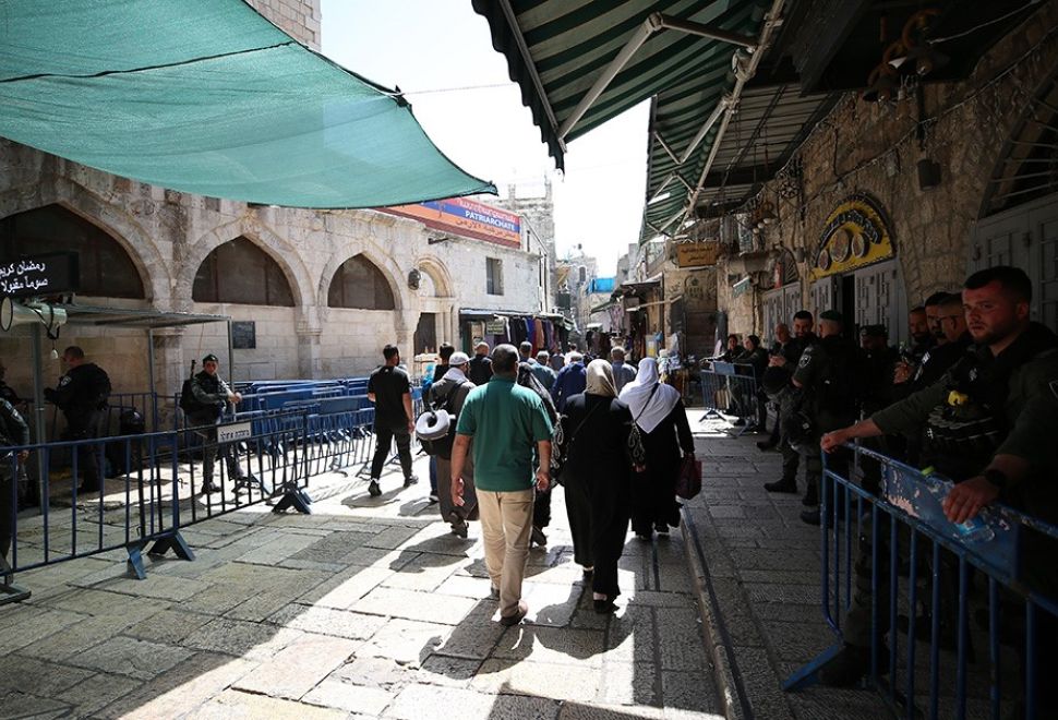 İsrail, Mescid-i Aksa'da Cuma Namazı Kılınmasını 28 Haftadır Kısıtlıyor