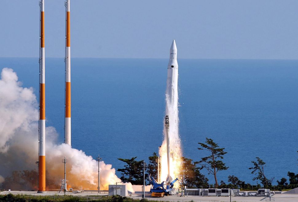 Güney Kore'nin NEONSAT-1 İsimli Nano Uydusu, Uzay İstasyonuyla İlk İletişimi Kurdu
