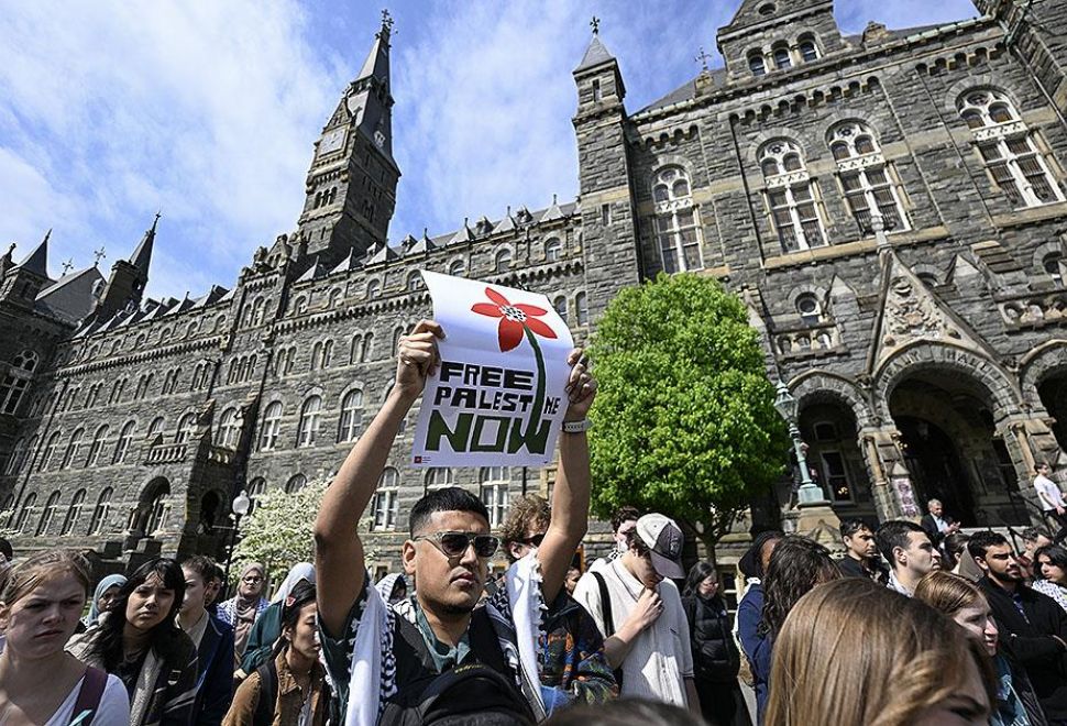 ABD'deki Gazze Gösterilerine George Washington ve Georgetown Üniversiteleri De Katıldı