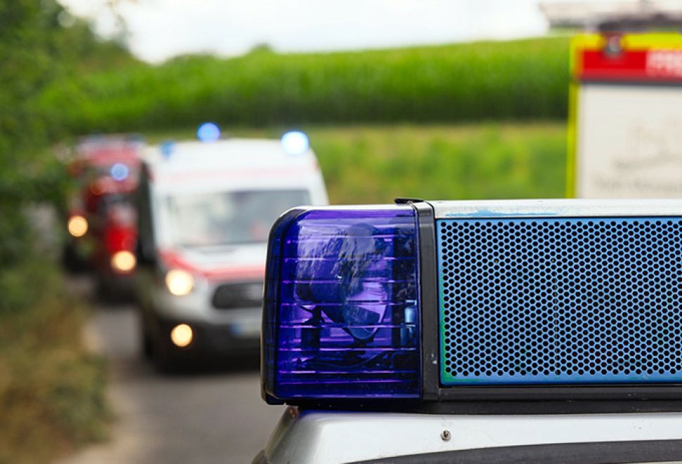 Thüringen'de Polis Memuru Görev Başında Hayatını Kaybetti, Bir Kişi Gözaltına Alındı